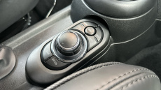 MINI Hatchback 1.5 Cooper Exclusive Premium 3dr Auto Petrol Hatchback